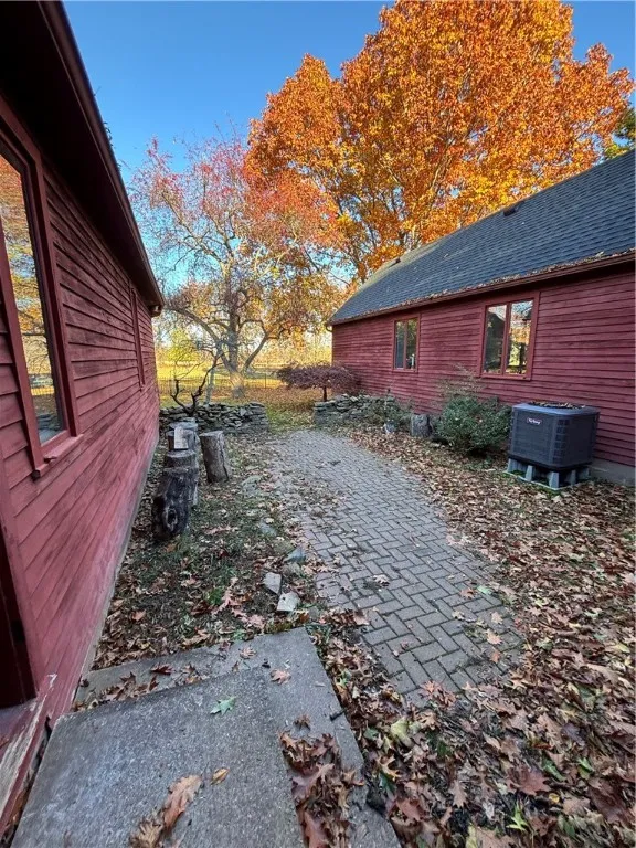 930 West Bloomfield Road Road, Mendon, New York 14, Mendon, New York 14472, 4 Bedrooms Bedrooms, 9 Rooms Rooms,3 BathroomsBathrooms,Residential Lease,For Rent,930 West Bloomfield Road Road, Mendon, New York 14,0,R1647675