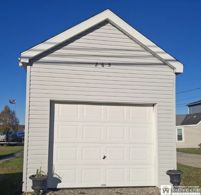 265 East Terrace Avenue, Busti, New York 14750, Busti, New York 14750, 2 Bedrooms Bedrooms, 5 Rooms Rooms,1 BathroomBathrooms,Residential,For Sale,265 East Terrace Avenue, Busti, New York 14750,0,R1648170