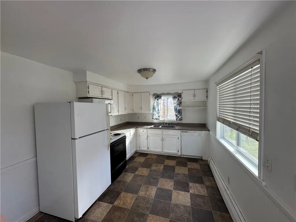 1471 Wilson Road 1471, Macedon, New York 14502, Macedon, New York 14502, 4 Bedrooms Bedrooms, ,2 BathroomsBathrooms,Residential,For Sale,1471 Wilson Road 1471, Macedon, New York 14502,0,R1648186