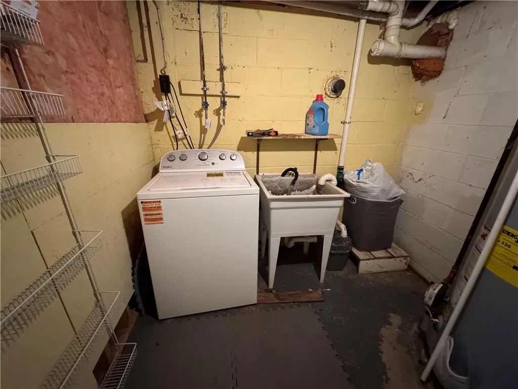 1471 Wilson Road 1471, Macedon, New York 14502, Macedon, New York 14502, 4 Bedrooms Bedrooms, ,2 BathroomsBathrooms,Residential,For Sale,1471 Wilson Road 1471, Macedon, New York 14502,0,R1648186