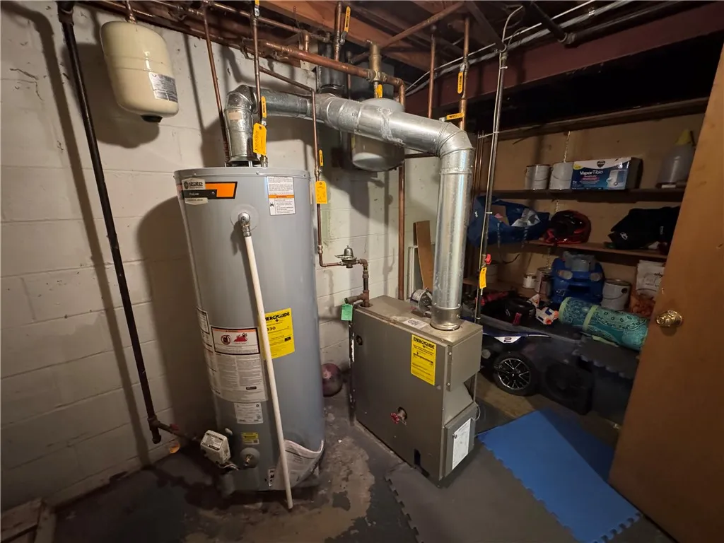 1471 Wilson Road 1471, Macedon, New York 14502, Macedon, New York 14502, 4 Bedrooms Bedrooms, ,2 BathroomsBathrooms,Residential,For Sale,1471 Wilson Road 1471, Macedon, New York 14502,0,R1648186