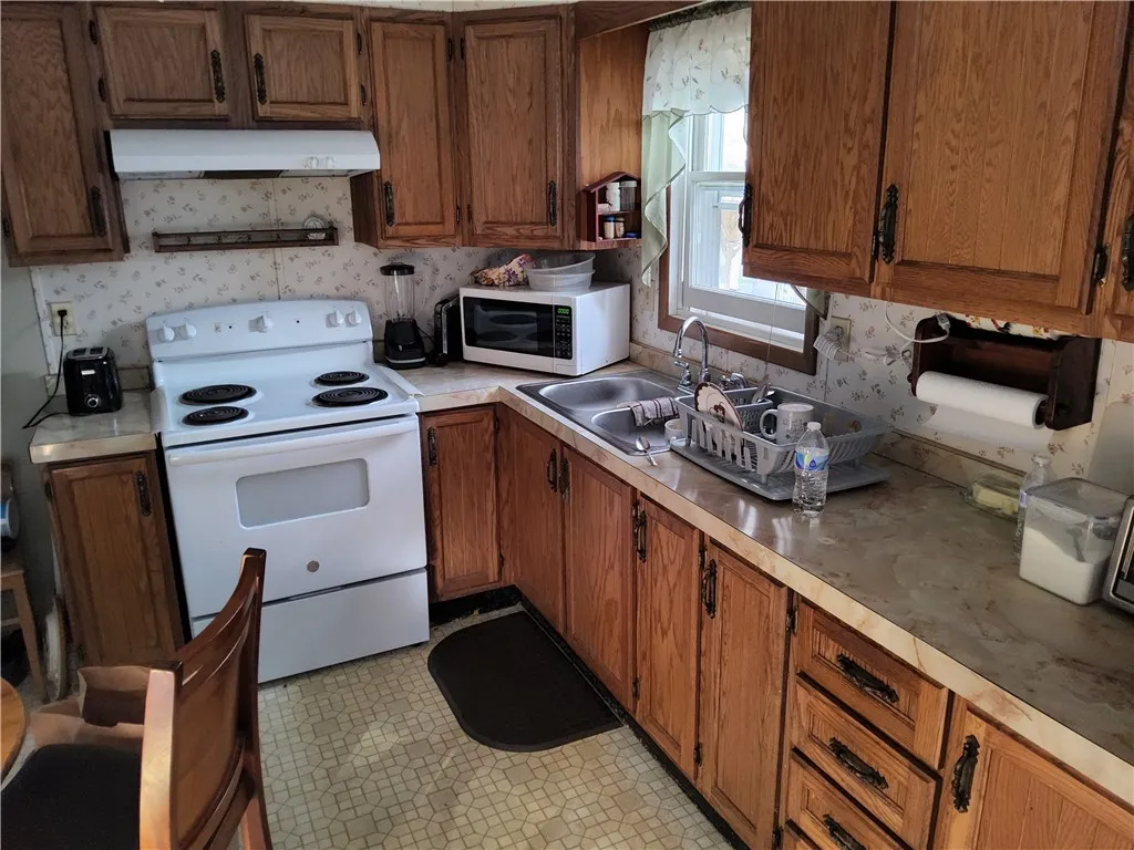 60100 State Route 415 Street, Avoca, New York 1480, Avoca, New York 14809, 3 Bedrooms Bedrooms, 5 Rooms Rooms,1 BathroomBathrooms,Residential,For Sale,60100 State Route 415 Street, Avoca, New York 1480,0,R1647489