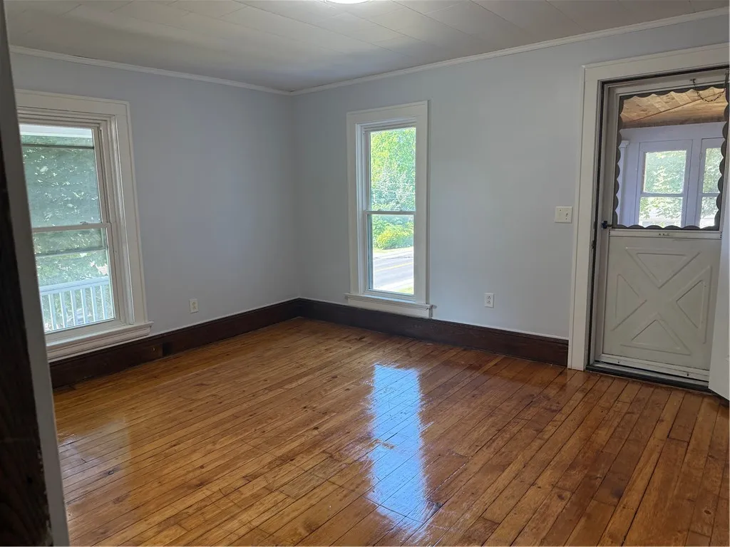 496 Ridge Road, Webster, New York 14580, Webster, New York 14580, 3 Bedrooms Bedrooms, 8 Rooms Rooms,1 BathroomBathrooms,Residential Lease,For Rent,496 Ridge Road, Webster, New York 14580,0,R1648210