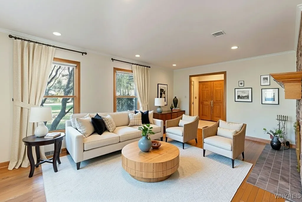 2275 Dodge Road, Amherst, New York 14051, Amherst, New York 14051, 3 Bedrooms Bedrooms, 6 Rooms Rooms,2 BathroomsBathrooms,Residential,For Sale,2275 Dodge Road, Amherst, New York 14051,0,B1648211