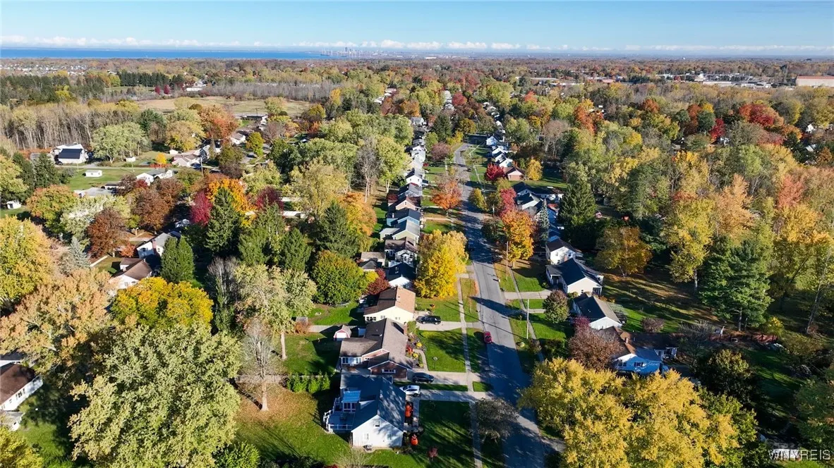 99 Milford Street, Hamburg, New York 14075, Hamburg, New York 14075, 2 Bedrooms Bedrooms, 4 Rooms Rooms,1 BathroomBathrooms,Residential,For Sale,99 Milford Street, Hamburg, New York 14075,0,B1648202