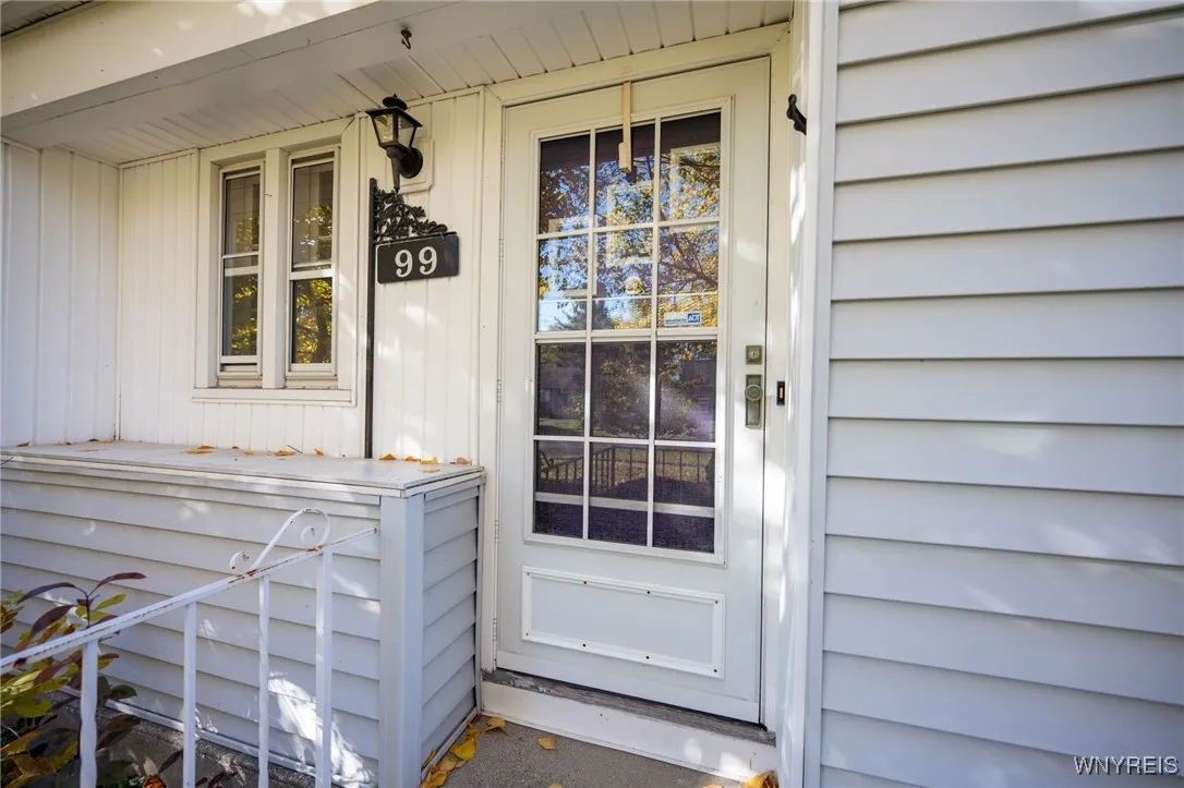 99 Milford Street, Hamburg, New York 14075, Hamburg, New York 14075, 2 Bedrooms Bedrooms, 4 Rooms Rooms,1 BathroomBathrooms,Residential,For Sale,99 Milford Street, Hamburg, New York 14075,0,B1648202