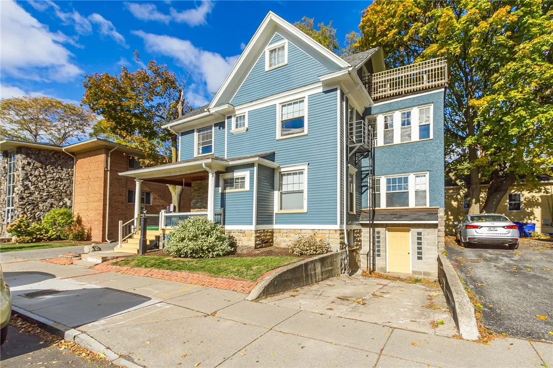 110 Park Avenue, Rochester, New York 14607, Rochester, New York 14607, 5 Bedrooms Bedrooms, ,Multi Family,For Sale,110 Park Avenue, Rochester, New York 14607,0,R1647664