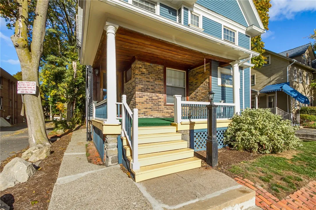 110 Park Avenue, Rochester, New York 14607, Rochester, New York 14607, 5 Bedrooms Bedrooms, ,Multi Family,For Sale,110 Park Avenue, Rochester, New York 14607,0,R1647664