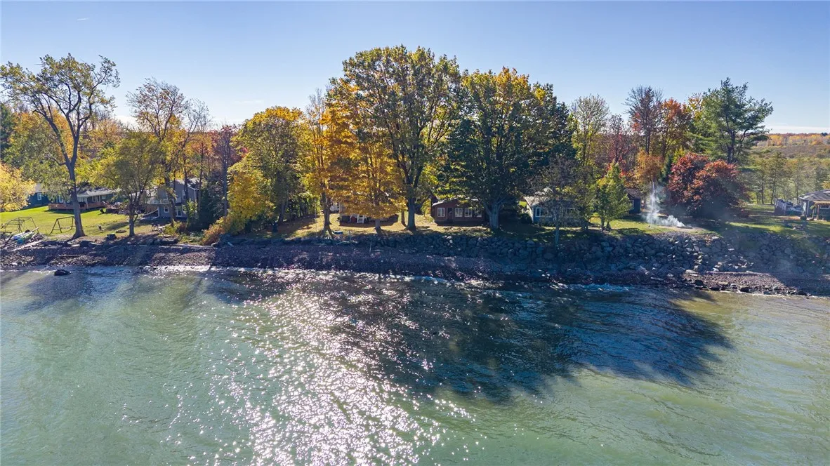 5601 Centenary Shores, Sodus, New York 14551, Sodus, New York 14551, 3 Bedrooms Bedrooms, 6 Rooms Rooms,1 BathroomBathrooms,Residential,For Sale,5601 Centenary Shores, Sodus, New York 14551,0,R1647713