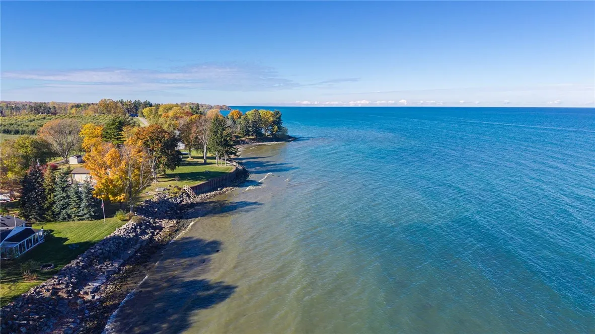 5601 Centenary Shores, Sodus, New York 14551, Sodus, New York 14551, 3 Bedrooms Bedrooms, 6 Rooms Rooms,1 BathroomBathrooms,Residential,For Sale,5601 Centenary Shores, Sodus, New York 14551,0,R1647713