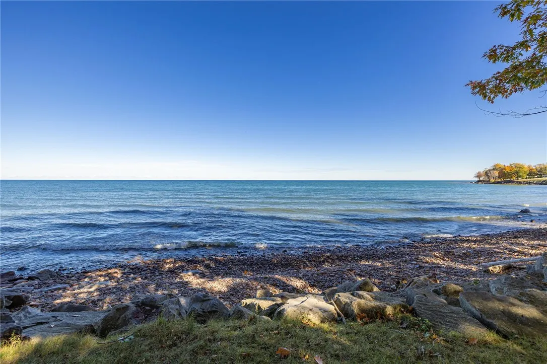 5601 Centenary Shores, Sodus, New York 14551, Sodus, New York 14551, 3 Bedrooms Bedrooms, 6 Rooms Rooms,1 BathroomBathrooms,Residential,For Sale,5601 Centenary Shores, Sodus, New York 14551,0,R1647713