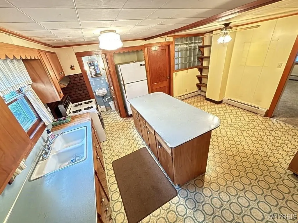 26 North Ermine Street, Dunkirk, New York 14048, Dunkirk, New York 14048, 3 Bedrooms Bedrooms, 8 Rooms Rooms,1 BathroomBathrooms,Residential,For Sale,26 North Ermine Street, Dunkirk, New York 14048,0,B1648237