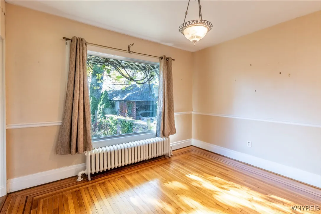 45 Tuscarora Road, Buffalo, New York 14220, Buffalo, New York 14220, 3 Bedrooms Bedrooms, 6 Rooms Rooms,1 BathroomBathrooms,Residential,For Sale,45 Tuscarora Road, Buffalo, New York 14220,0,B1648140