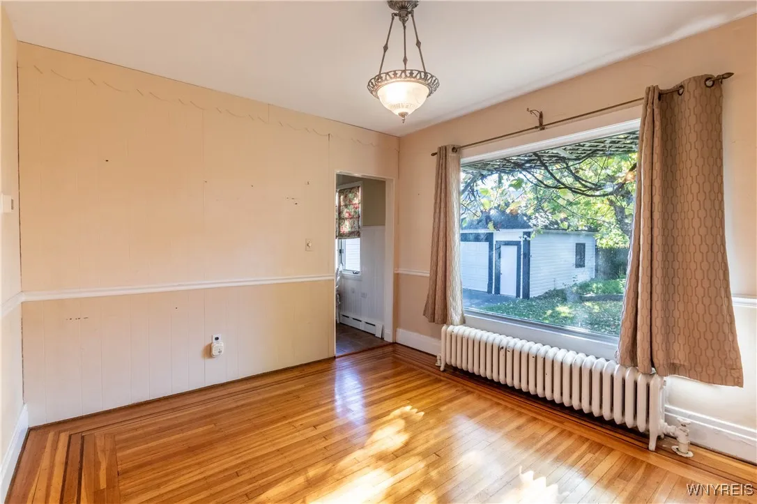 45 Tuscarora Road, Buffalo, New York 14220, Buffalo, New York 14220, 3 Bedrooms Bedrooms, 6 Rooms Rooms,1 BathroomBathrooms,Residential,For Sale,45 Tuscarora Road, Buffalo, New York 14220,0,B1648140