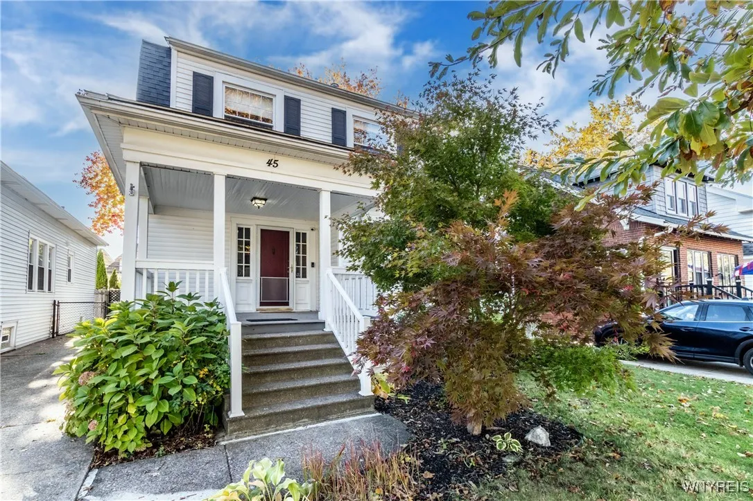 45 Tuscarora Road, Buffalo, New York 14220, Buffalo, New York 14220, 3 Bedrooms Bedrooms, 6 Rooms Rooms,1 BathroomBathrooms,Residential,For Sale,45 Tuscarora Road, Buffalo, New York 14220,0,B1648140