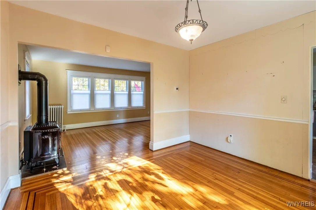 45 Tuscarora Road, Buffalo, New York 14220, Buffalo, New York 14220, 3 Bedrooms Bedrooms, 6 Rooms Rooms,1 BathroomBathrooms,Residential,For Sale,45 Tuscarora Road, Buffalo, New York 14220,0,B1648140