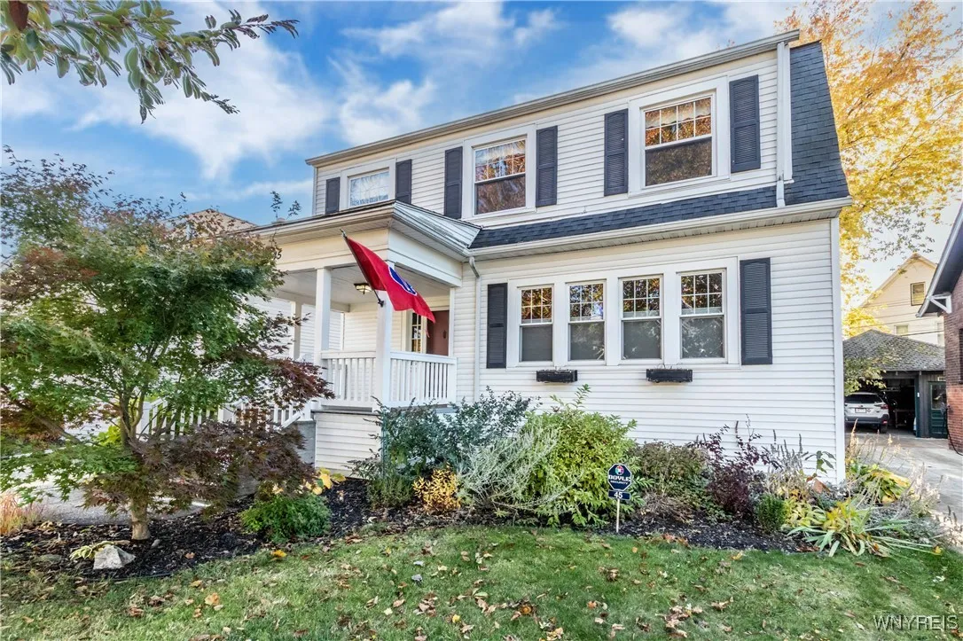 45 Tuscarora Road, Buffalo, New York 14220, Buffalo, New York 14220, 3 Bedrooms Bedrooms, 6 Rooms Rooms,1 BathroomBathrooms,Residential,For Sale,45 Tuscarora Road, Buffalo, New York 14220,0,B1648140