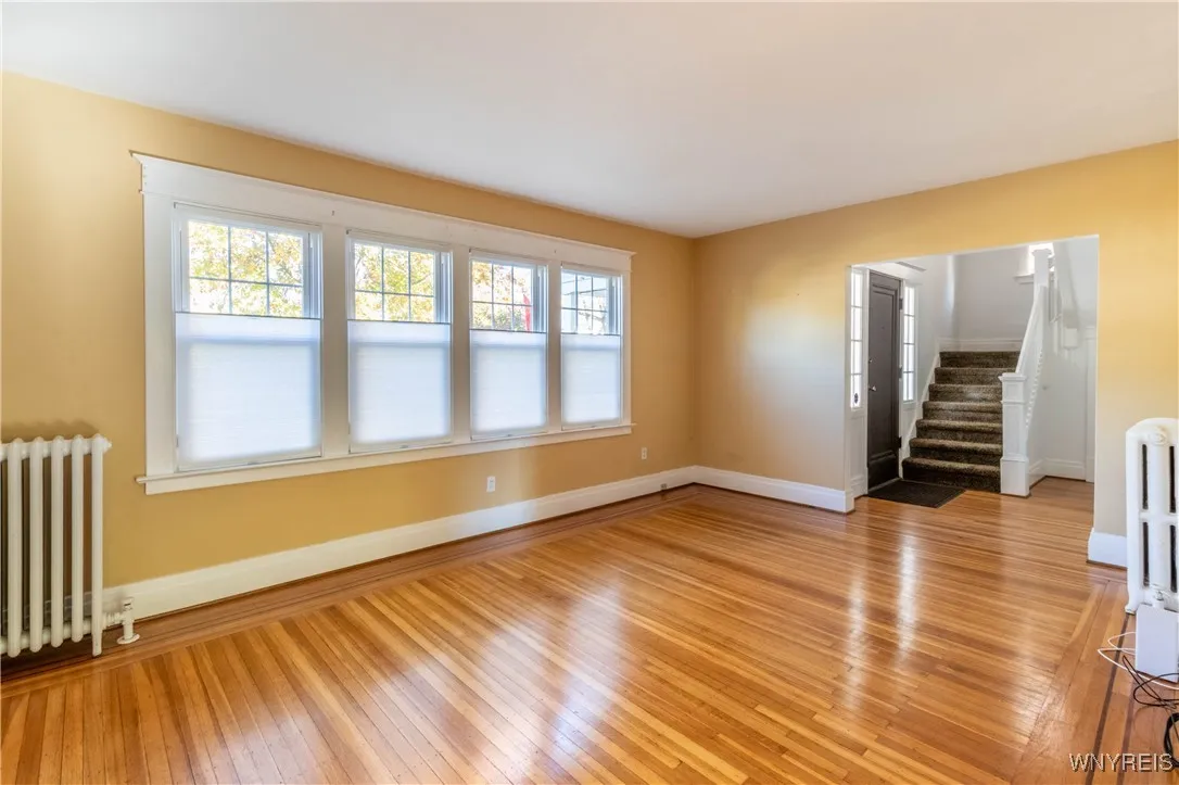 45 Tuscarora Road, Buffalo, New York 14220, Buffalo, New York 14220, 3 Bedrooms Bedrooms, 6 Rooms Rooms,1 BathroomBathrooms,Residential,For Sale,45 Tuscarora Road, Buffalo, New York 14220,0,B1648140