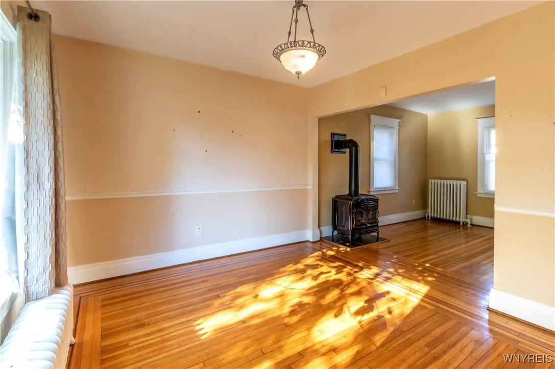 45 Tuscarora Road, Buffalo, New York 14220, Buffalo, New York 14220, 3 Bedrooms Bedrooms, 6 Rooms Rooms,1 BathroomBathrooms,Residential,For Sale,45 Tuscarora Road, Buffalo, New York 14220,0,B1648140