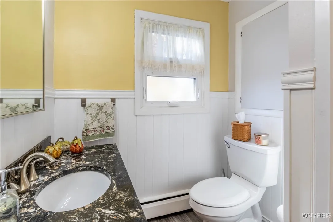 45 Tuscarora Road, Buffalo, New York 14220, Buffalo, New York 14220, 3 Bedrooms Bedrooms, 6 Rooms Rooms,1 BathroomBathrooms,Residential,For Sale,45 Tuscarora Road, Buffalo, New York 14220,0,B1648140