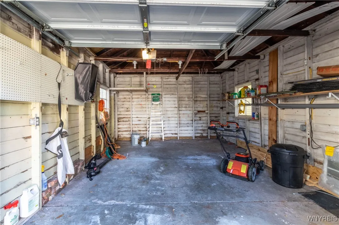 45 Tuscarora Road, Buffalo, New York 14220, Buffalo, New York 14220, 3 Bedrooms Bedrooms, 6 Rooms Rooms,1 BathroomBathrooms,Residential,For Sale,45 Tuscarora Road, Buffalo, New York 14220,0,B1648140