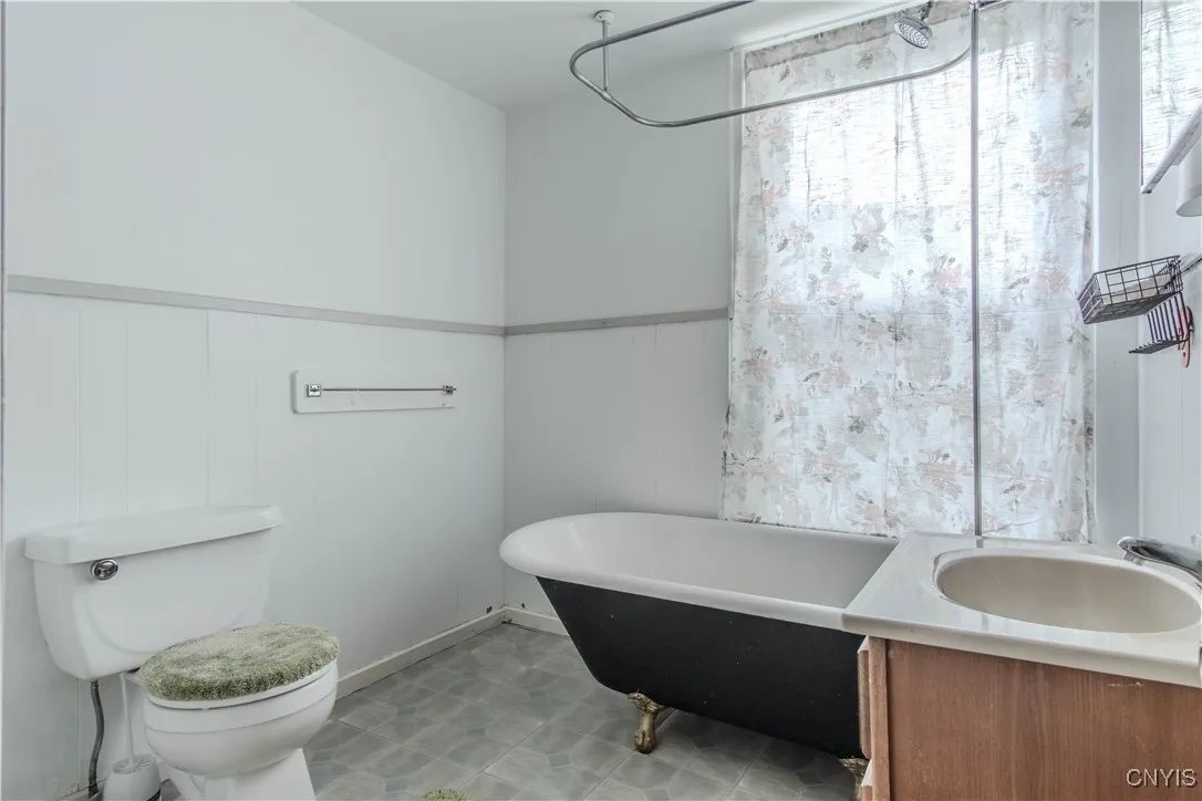 317 Academy Street, Watertown City, New York 13601, Watertown City, New York 13601, 4 Bedrooms Bedrooms, ,2 BathroomsBathrooms,Residential,For Sale,317 Academy Street, Watertown City, New York 13601,0,S1647684