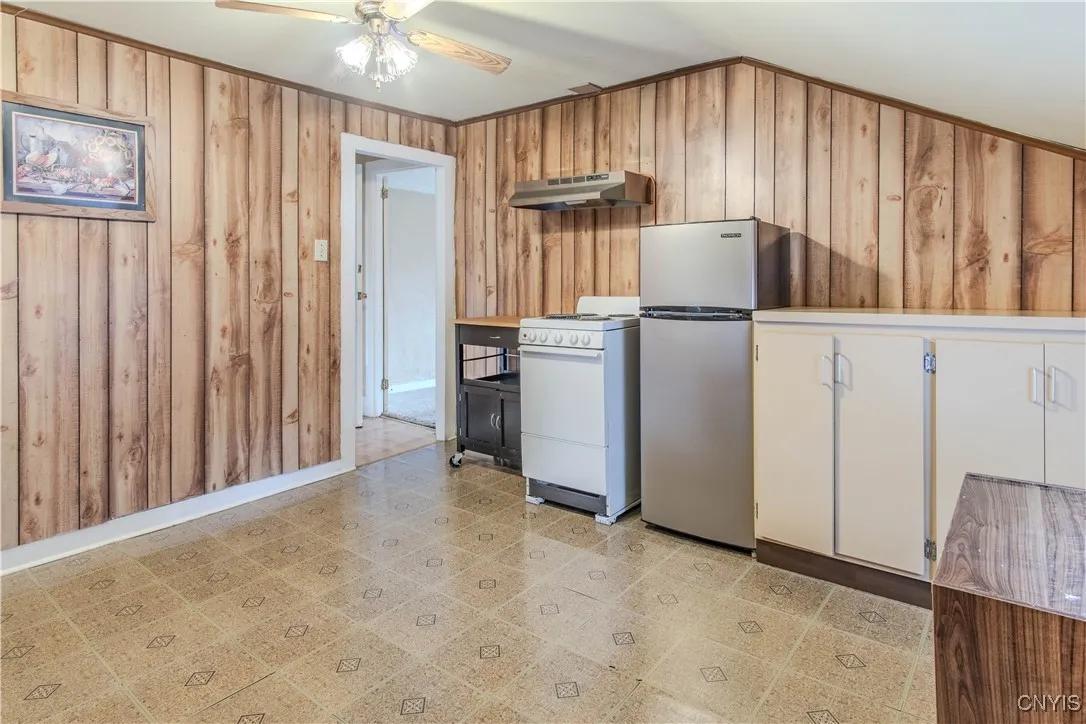 317 Academy Street, Watertown City, New York 13601, Watertown City, New York 13601, 4 Bedrooms Bedrooms, ,2 BathroomsBathrooms,Residential,For Sale,317 Academy Street, Watertown City, New York 13601,0,S1647684