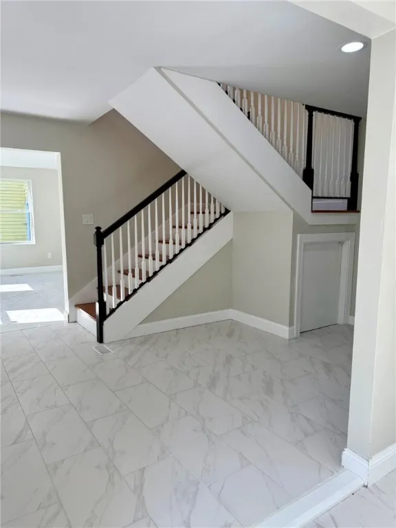 27 North Washington Avenue, Oxford, New York 13830, Oxford, New York 13830, 5 Bedrooms Bedrooms, 9 Rooms Rooms,2 BathroomsBathrooms,Residential,For Sale,27 North Washington Avenue, Oxford, New York 13830,0,R1647526