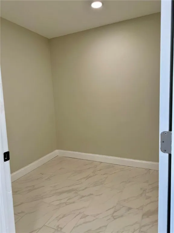 27 North Washington Avenue, Oxford, New York 13830, Oxford, New York 13830, 5 Bedrooms Bedrooms, 9 Rooms Rooms,2 BathroomsBathrooms,Residential,For Sale,27 North Washington Avenue, Oxford, New York 13830,0,R1647526