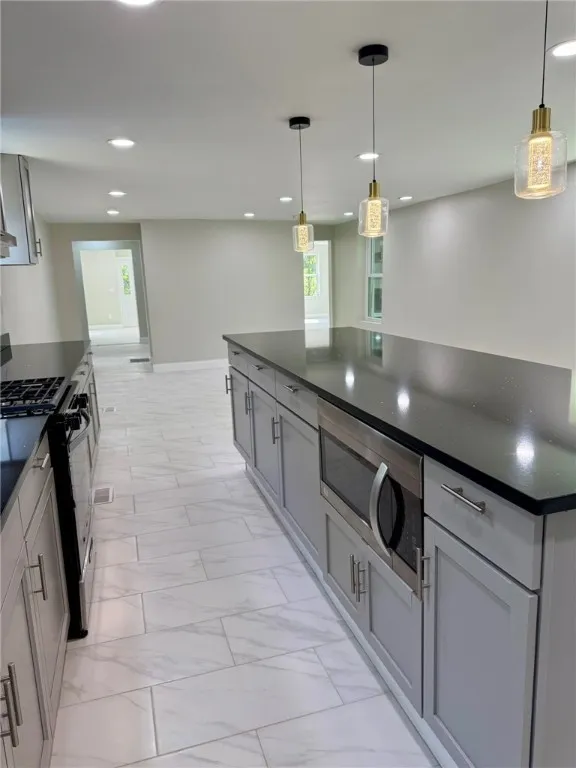 27 North Washington Avenue, Oxford, New York 13830, Oxford, New York 13830, 5 Bedrooms Bedrooms, 9 Rooms Rooms,2 BathroomsBathrooms,Residential,For Sale,27 North Washington Avenue, Oxford, New York 13830,0,R1647526