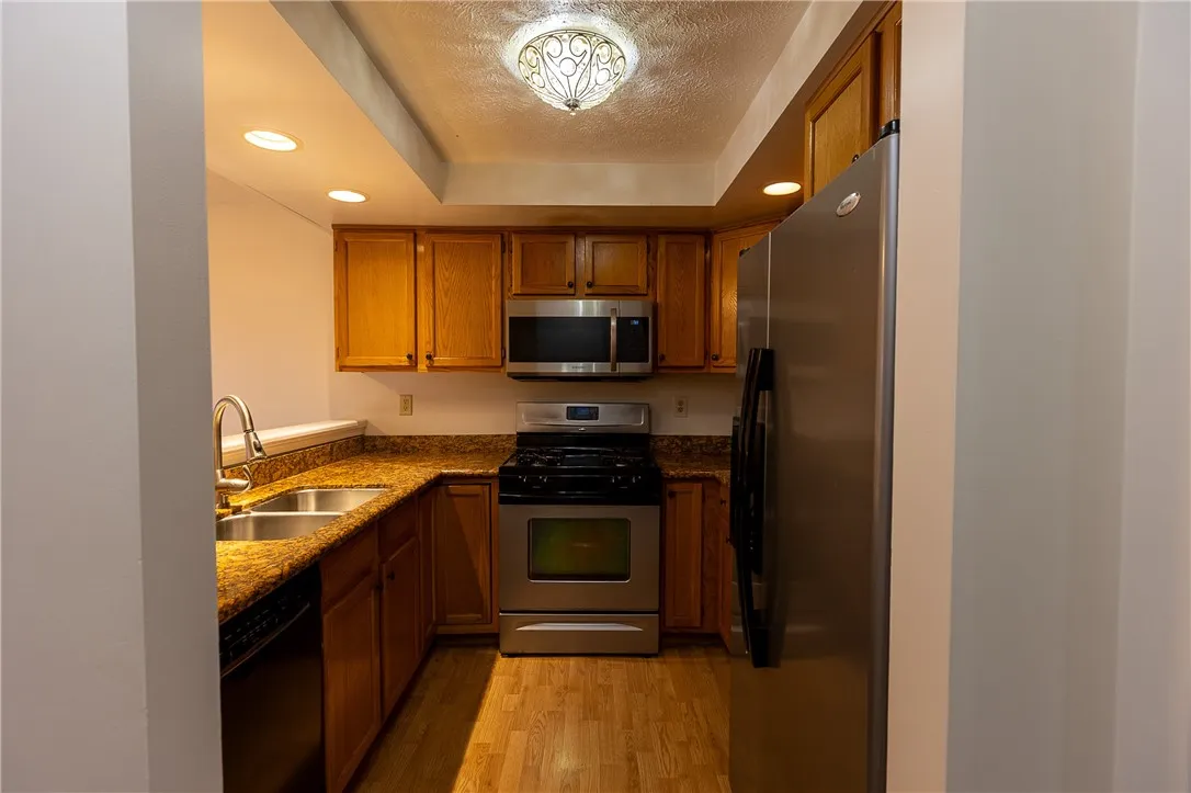 146 Hickory Manor Drive, Gates, New York 14606, Gates, New York 14606, 3 Bedrooms Bedrooms, 6 Rooms Rooms,1 BathroomBathrooms,Residential,For Sale,146 Hickory Manor Drive, Gates, New York 14606,0,R1648162