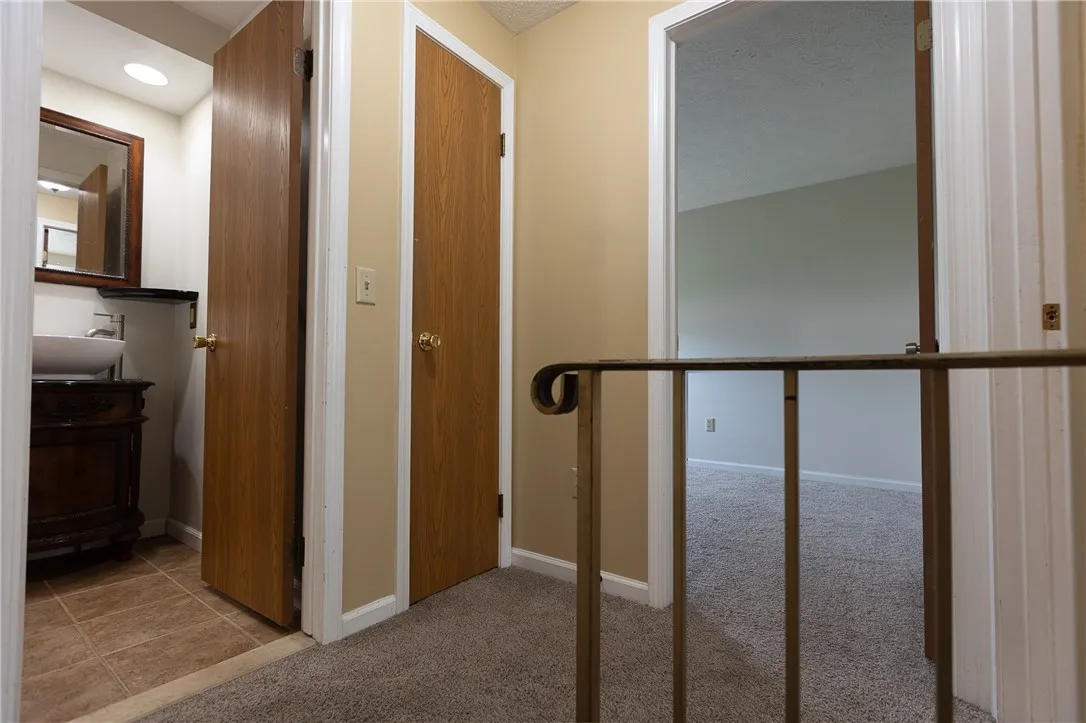 146 Hickory Manor Drive, Gates, New York 14606, Gates, New York 14606, 3 Bedrooms Bedrooms, 6 Rooms Rooms,1 BathroomBathrooms,Residential,For Sale,146 Hickory Manor Drive, Gates, New York 14606,0,R1648162