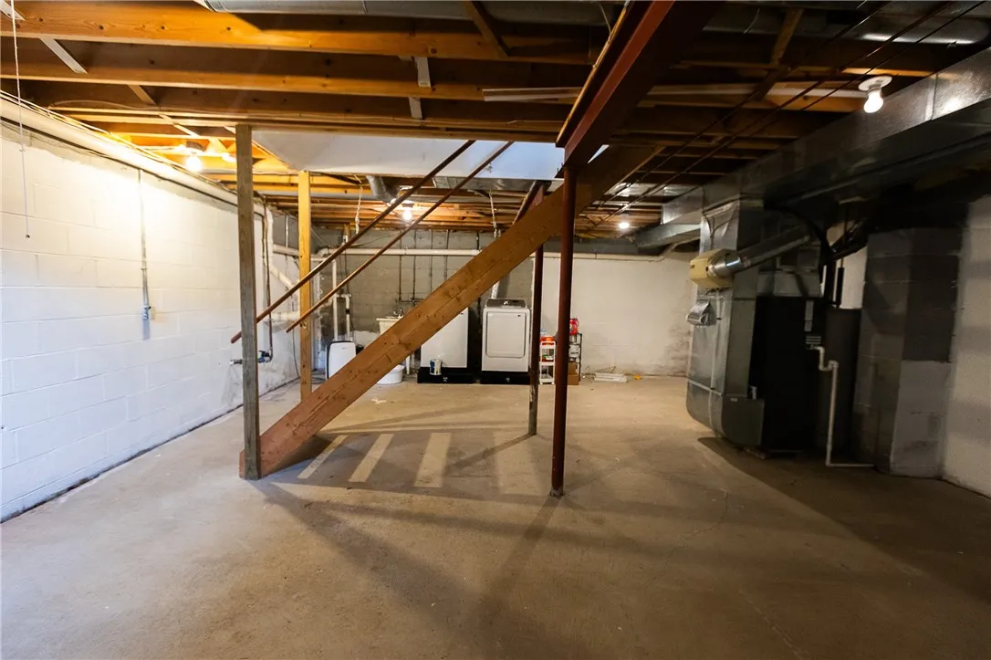 146 Hickory Manor Drive, Gates, New York 14606, Gates, New York 14606, 3 Bedrooms Bedrooms, 6 Rooms Rooms,1 BathroomBathrooms,Residential,For Sale,146 Hickory Manor Drive, Gates, New York 14606,0,R1648162