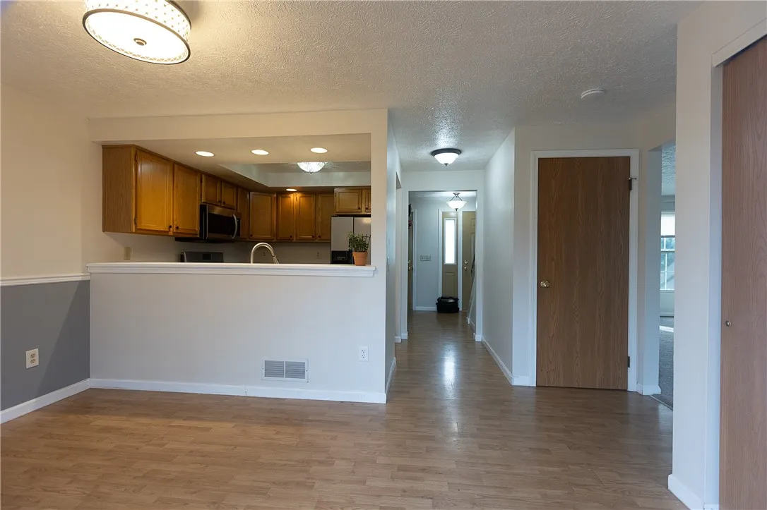 146 Hickory Manor Drive, Gates, New York 14606, Gates, New York 14606, 3 Bedrooms Bedrooms, 6 Rooms Rooms,1 BathroomBathrooms,Residential,For Sale,146 Hickory Manor Drive, Gates, New York 14606,0,R1648162