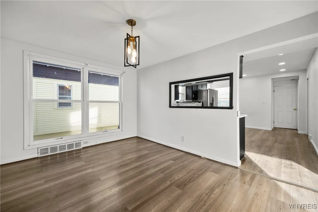 274 Newburgh Avenue, Buffalo, New York 14215, Buffalo, New York 14215, 5 Bedrooms Bedrooms, ,2 BathroomsBathrooms,Residential,For Sale,274 Newburgh Avenue, Buffalo, New York 14215,0,B1648189