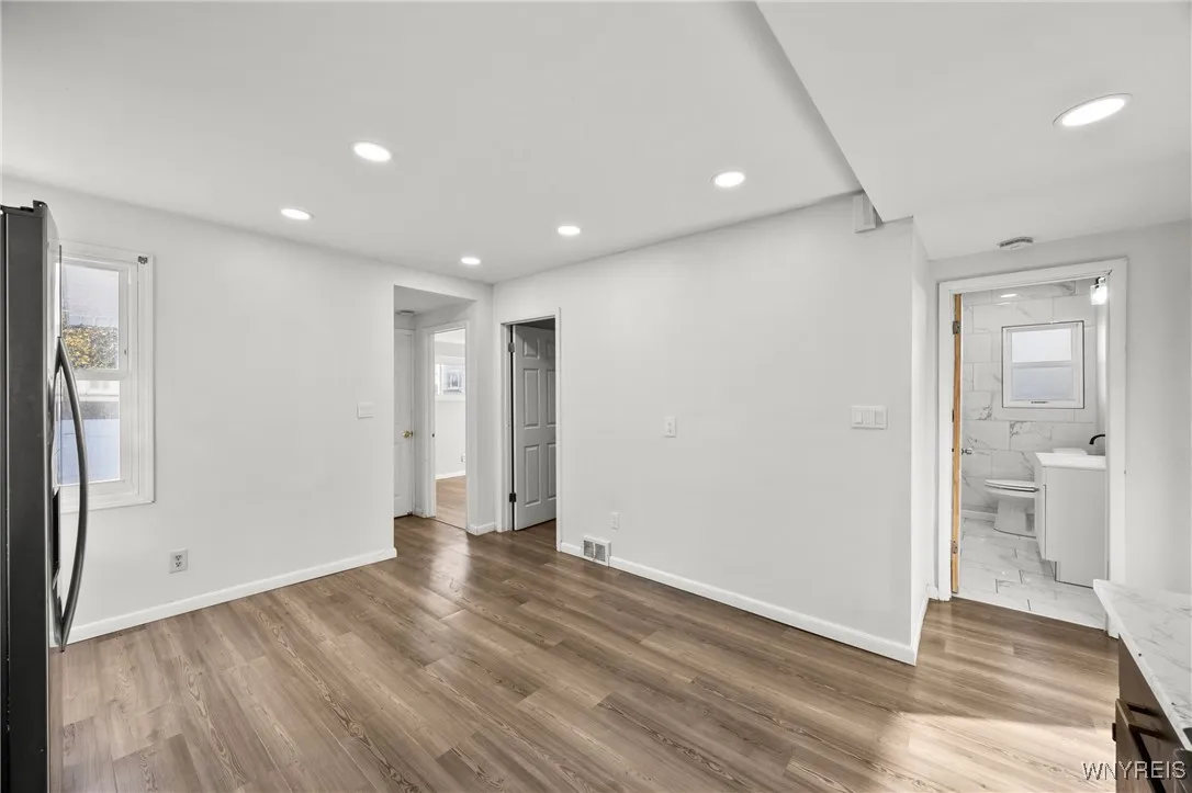 274 Newburgh Avenue, Buffalo, New York 14215, Buffalo, New York 14215, 5 Bedrooms Bedrooms, ,2 BathroomsBathrooms,Residential,For Sale,274 Newburgh Avenue, Buffalo, New York 14215,0,B1648189