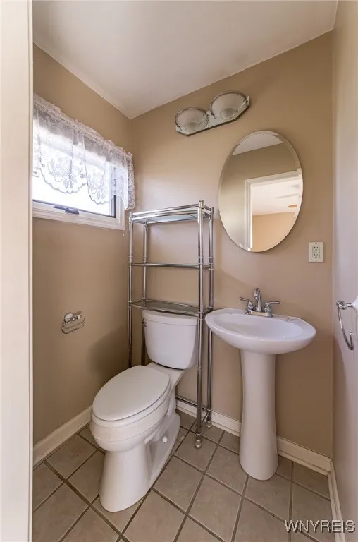 34 Steele Circle, Niagara, New York 14304, Niagara, New York 14304, 3 Bedrooms Bedrooms, 5 Rooms Rooms,1 BathroomBathrooms,Residential,For Sale,34 Steele Circle, Niagara, New York 14304,0,B1648239