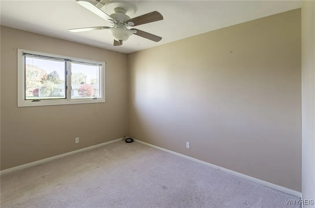 34 Steele Circle, Niagara, New York 14304, Niagara, New York 14304, 3 Bedrooms Bedrooms, 5 Rooms Rooms,1 BathroomBathrooms,Residential,For Sale,34 Steele Circle, Niagara, New York 14304,0,B1648239