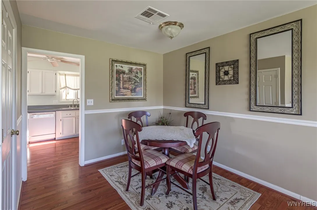 34 Steele Circle, Niagara, New York 14304, Niagara, New York 14304, 3 Bedrooms Bedrooms, 5 Rooms Rooms,1 BathroomBathrooms,Residential,For Sale,34 Steele Circle, Niagara, New York 14304,0,B1648239