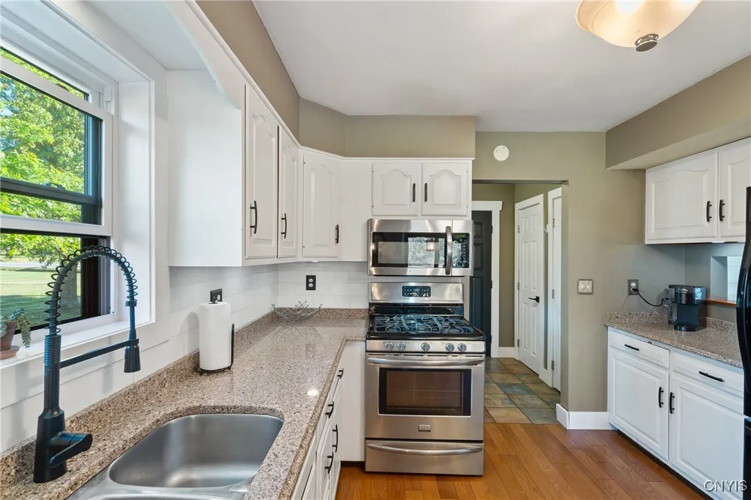 1048 County Route 20, Oswego, New York 13126, Oswego, New York 13126, 3 Bedrooms Bedrooms, 8 Rooms Rooms,2 BathroomsBathrooms,Residential,For Sale,1048 County Route 20, Oswego, New York 13126,0,S1648185