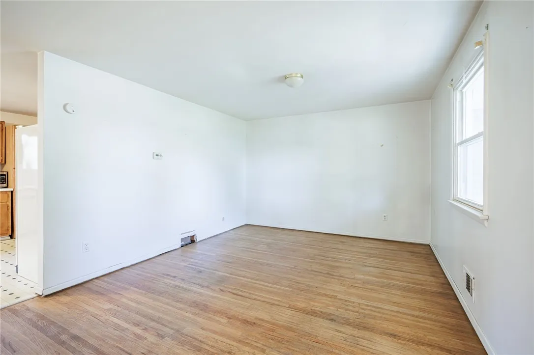 125 Ridgelea Court, Greece, New York 14615, Greece, New York 14615, 4 Bedrooms Bedrooms, 8 Rooms Rooms,1 BathroomBathrooms,Residential,For Sale,125 Ridgelea Court, Greece, New York 14615,0,R1647982