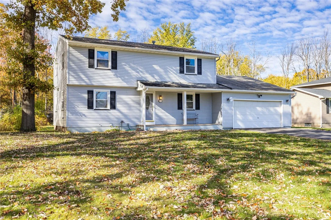 125 Ridgelea Court, Greece, New York 14615, Greece, New York 14615, 4 Bedrooms Bedrooms, 8 Rooms Rooms,1 BathroomBathrooms,Residential,For Sale,125 Ridgelea Court, Greece, New York 14615,0,R1647982