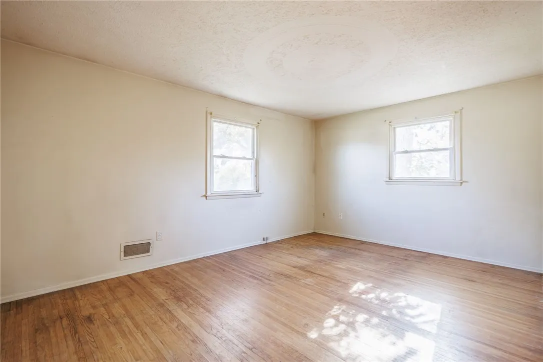 125 Ridgelea Court, Greece, New York 14615, Greece, New York 14615, 4 Bedrooms Bedrooms, 8 Rooms Rooms,1 BathroomBathrooms,Residential,For Sale,125 Ridgelea Court, Greece, New York 14615,0,R1647982