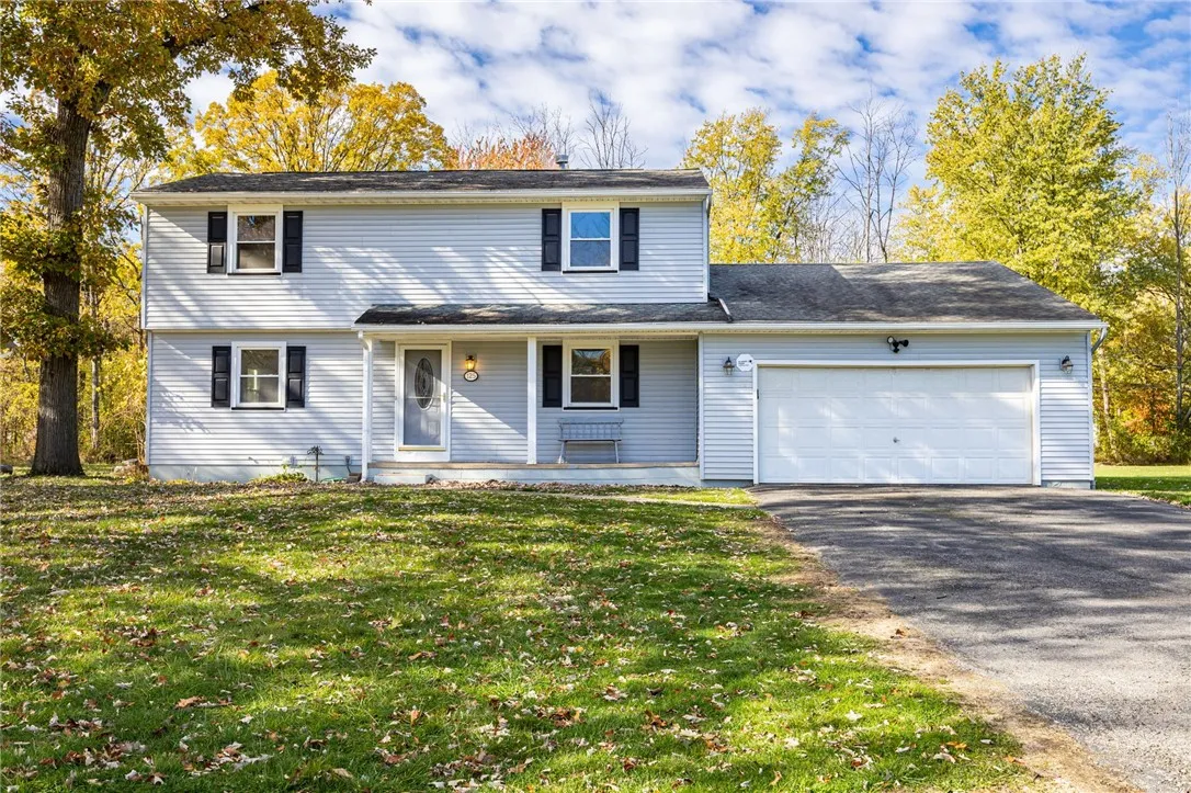 125 Ridgelea Court, Greece, New York 14615, Greece, New York 14615, 4 Bedrooms Bedrooms, 8 Rooms Rooms,1 BathroomBathrooms,Residential,For Sale,125 Ridgelea Court, Greece, New York 14615,0,R1647982