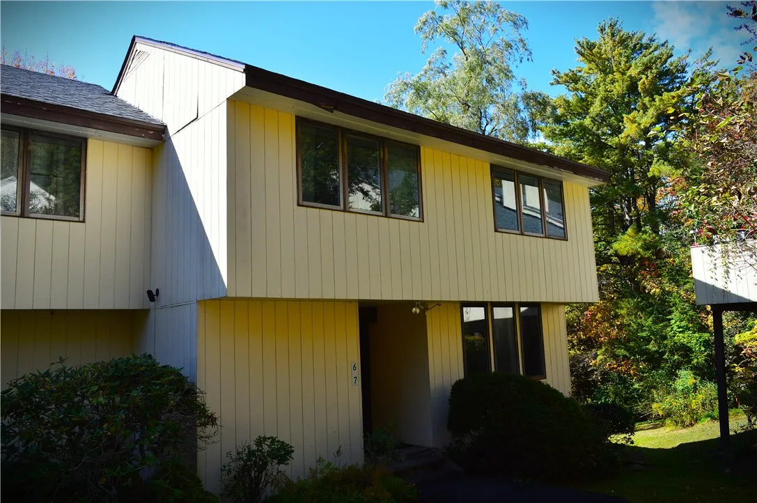 132 Pines Drive 6-7, Roxbury, New York 12480, Roxbury, New York 12480, 3 Bedrooms Bedrooms, 7 Rooms Rooms,2 BathroomsBathrooms,Residential Lease,For Rent,132 Pines Drive 6-7, Roxbury, New York 12480,0,R1648297