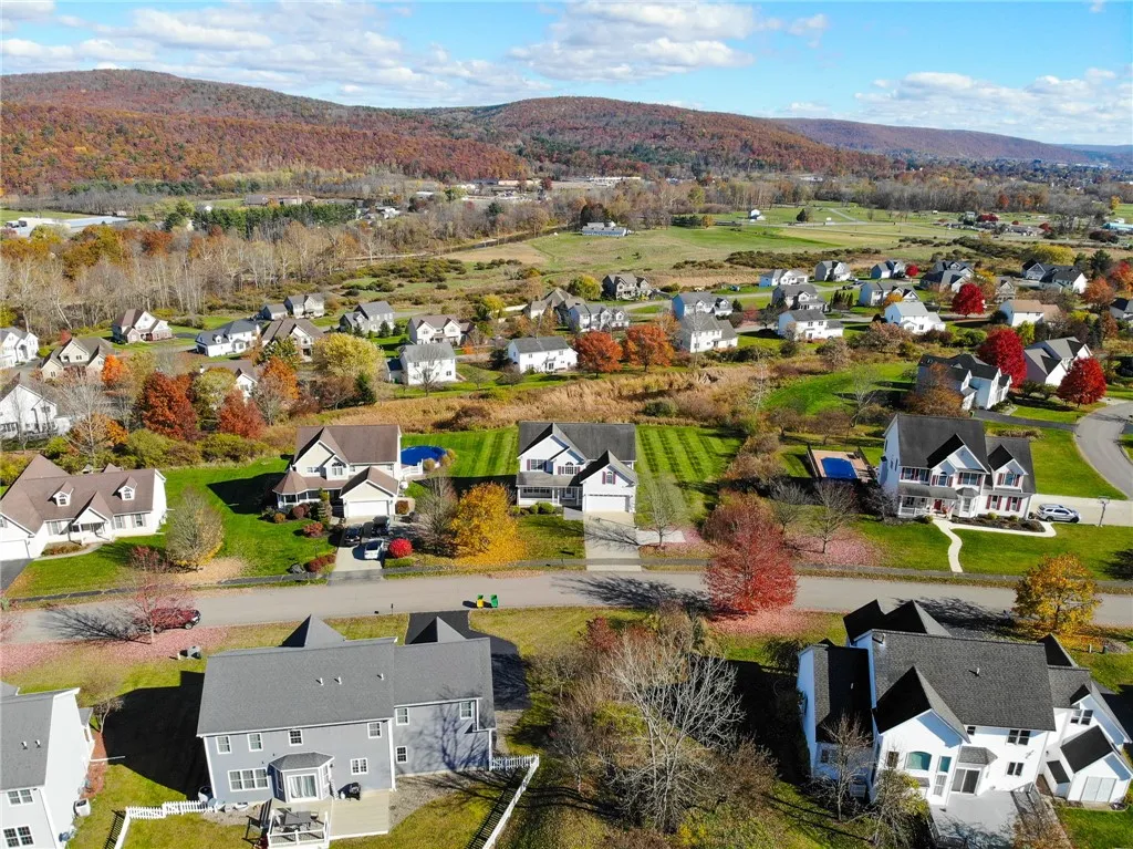 3416 Fieldstone Lane, Erwin, New York 14870, Erwin, New York 14870, 5 Bedrooms Bedrooms, 11 Rooms Rooms,3 BathroomsBathrooms,Residential,For Sale,3416 Fieldstone Lane, Erwin, New York 14870,0,R1647417