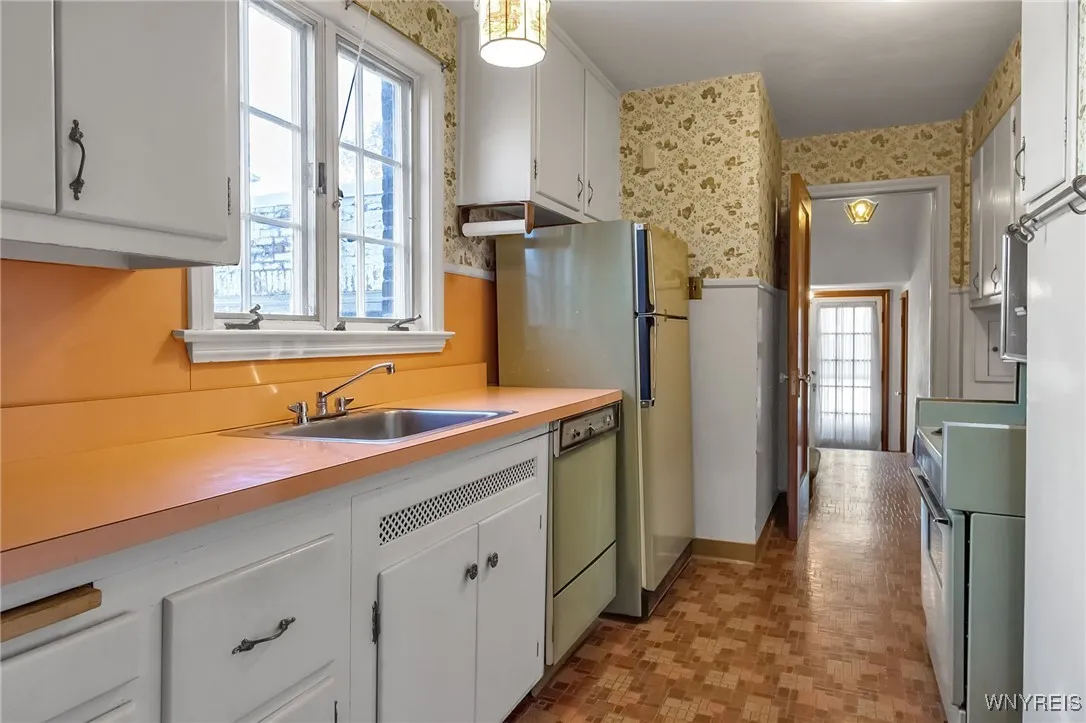 185 Audubon Drive, Amherst, New York 14226, Amherst, New York 14226, 2 Bedrooms Bedrooms, 5 Rooms Rooms,1 BathroomBathrooms,Residential,Closed,185 Audubon Drive, Amherst, New York 14226,0,B1647964