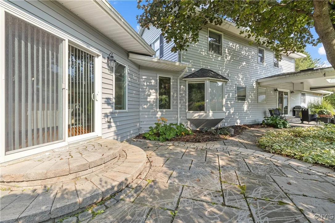 4011 College View Drive, Cortlandville, New York 1, Cortlandville, New York 13045, 4 Bedrooms Bedrooms, 14 Rooms Rooms,3 BathroomsBathrooms,Residential,For Sale,4011 College View Drive, Cortlandville, New York 1,0,S1648286