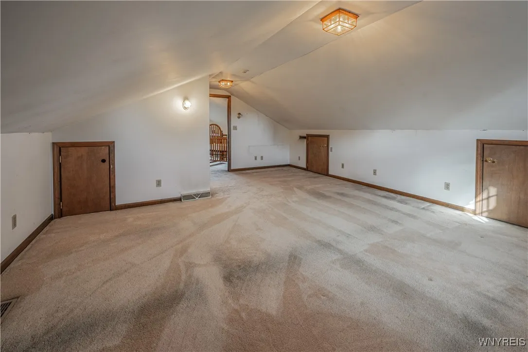 4135 Ridge Road, Cambria, New York 14094, Cambria, New York 14094, 4 Bedrooms Bedrooms, 10 Rooms Rooms,3 BathroomsBathrooms,Residential,For Sale,4135 Ridge Road, Cambria, New York 14094,0,B1648241