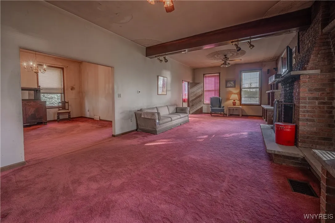 4135 Ridge Road, Cambria, New York 14094, Cambria, New York 14094, 4 Bedrooms Bedrooms, 10 Rooms Rooms,3 BathroomsBathrooms,Residential,For Sale,4135 Ridge Road, Cambria, New York 14094,0,B1648241